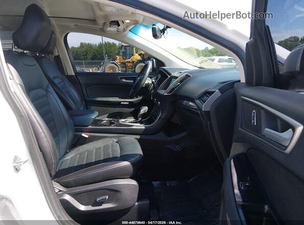 2FMPK4J96HBB15799 2017 FORD EDGE Белый Вид салона спереди