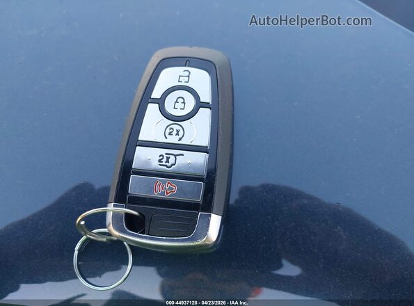 2FMPK4J99RBA43255 2024 FORD EDGE Dark Blue Вид панели приборов