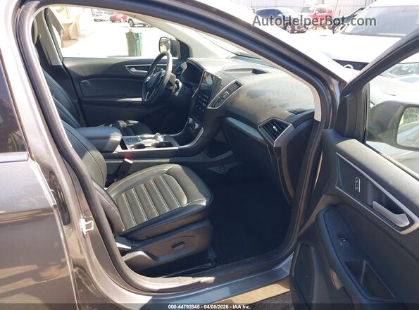 2FMPK4J99RBA47788 2024 FORD EDGE Gray Widok wnętrza z przodu