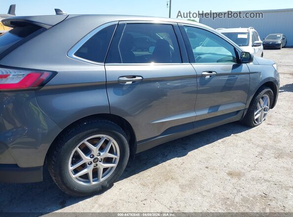 2FMPK4J99RBA47788 2024 FORD EDGE Gray Widok wnętrza z tyłu