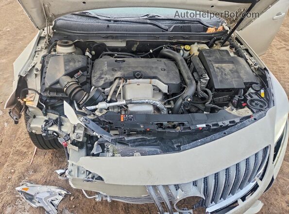 2G4GS5GX4G9203316 2016 BUICK REGAL Beige Vista interior trasera