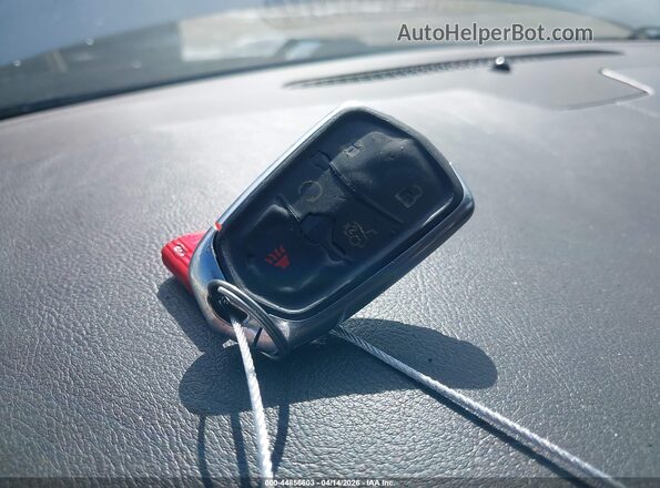 2G61M5S35H9200230 2017 CADILLAC XTS Серебряный Вид панели приборов