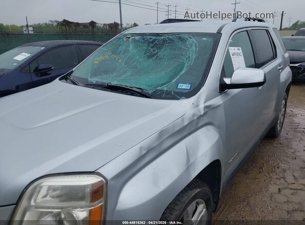 2GKFLPE36G6186064 2016 GMC TERRAIN Серебряный Вид спереди