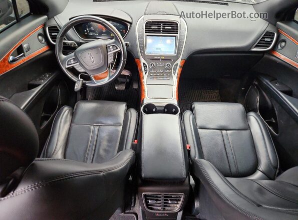 2LMPJ6K95LBL24073 2020 LINCOLN NAUTILUS Черный Вид панели приборов