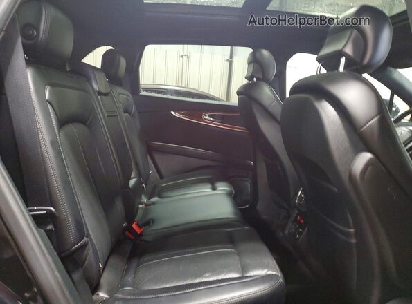 2LMPJ8K91LBL06469 2020 LINCOLN NAUTILUS Black Widok wnętrza z tyłu
