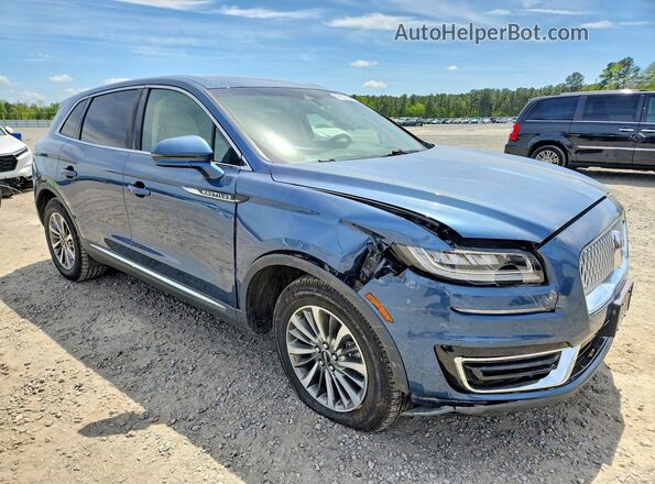 2LMPJ8K93KBL14331 2019 LINCOLN NAUTILUS Синий Передняя правая четверть