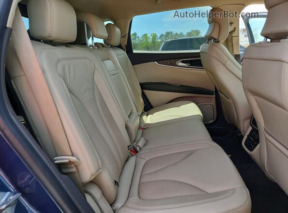 2LMPJ8K93KBL14331 2019 LINCOLN NAUTILUS Синий Вид задней части салона