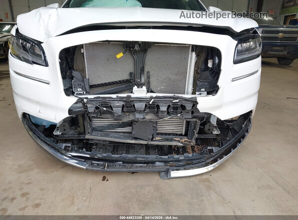 2LMPJ8K97PBL28840 2023 LINCOLN NAUTILUS White წინა ხედი