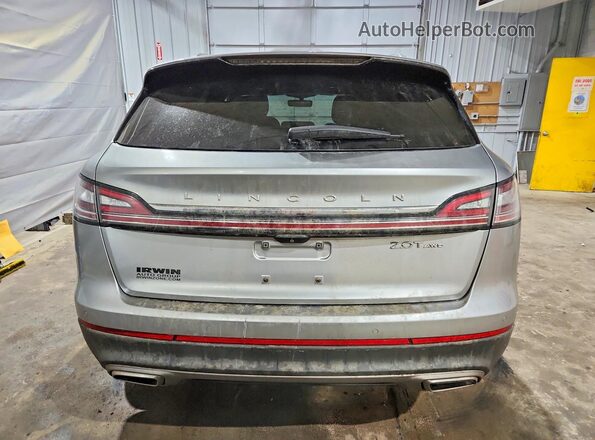 2LMPJ8K99LBL31393 2020 LINCOLN NAUTILUS Silver Vista trasera