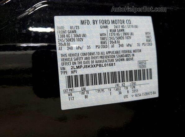 2LMPJ8K9XPBL01681 2023 LINCOLN NAUTILUS Черный Вид подкапотного пространства
