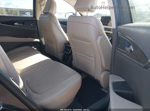 2LMPJ8KP5PBL12957 2023 LINCOLN NAUTILUS Gray VIN sticker view