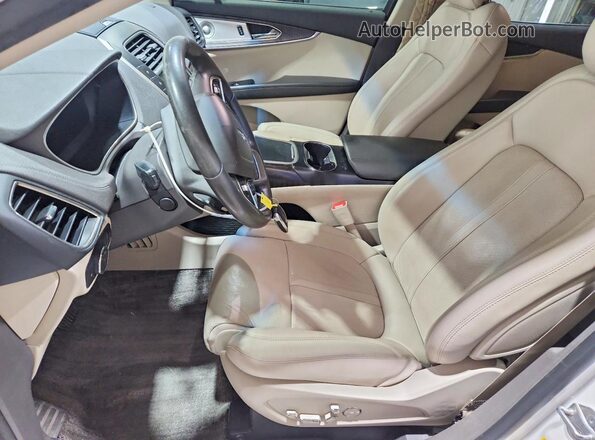 2LMPJ8LP0KBL57618 2019 LINCOLN NAUTILUS White Սալոնի դիմացի տեսք