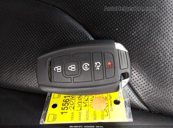 2LMPJ8LP2JBL26658 2018 LINCOLN MKX Черный Вид панели приборов