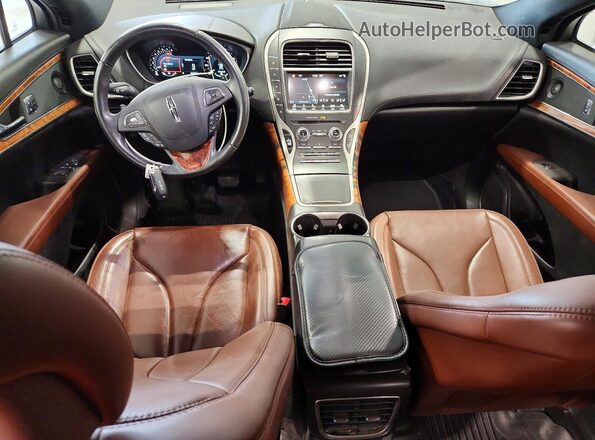 2LMPJ8LP8HBL28568 2017 LINCOLN MKX White Вид панелі приладів