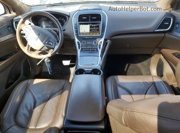 2LMPJ8LR1HBL45455 2017 LINCOLN MKX Red Dashboard view