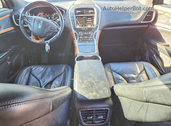 2LMPJ8LR1JBL21470 2018 LINCOLN MKX Серый Вид панели приборов