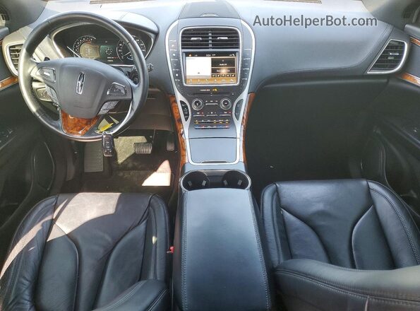 2LMPJ8LR5HBL11504 2017 LINCOLN MKX Gray Widok deski rozdzielczej