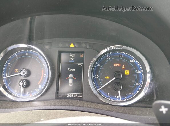 2T1BURHE4HC803204 2017 TOYOTA LL Белый Вид задних сидений