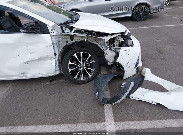 2T1BURHE4HC803204 2017 TOYOTA LL Белый Вид спереди