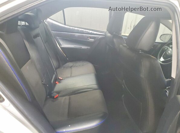 2T1BURHE4JC011933 2018 TOYOTA LL Silver Հետևի նստատեղերի տեսք