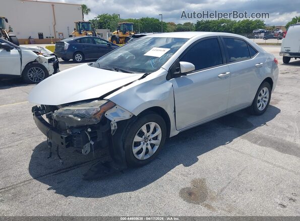 2T1BURHE6HC804306 2017 TOYOTA LL Silver Przód lewy