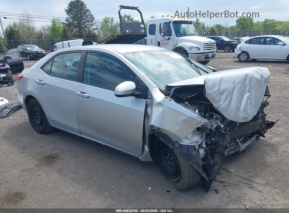 2T1BURHEXJC062885 2018 TOYOTA LL Серебряный Передняя правая четверть