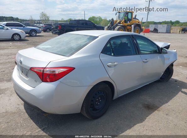 2T1BURHEXJC062885 2018 TOYOTA LL Серебряный Задняя правая четверть