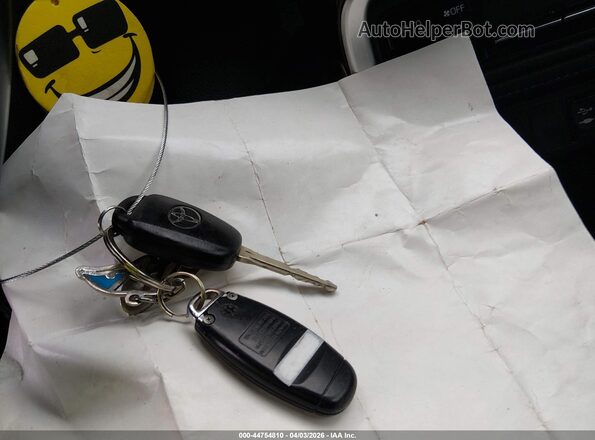 2T1BURHEXKC148232 2019 TOYOTA LL White Widok deski rozdzielczej