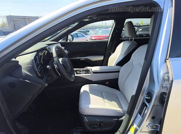 2T2BAMCA3RC078689 2024 LEXUS RX Silver Vista interior delantera