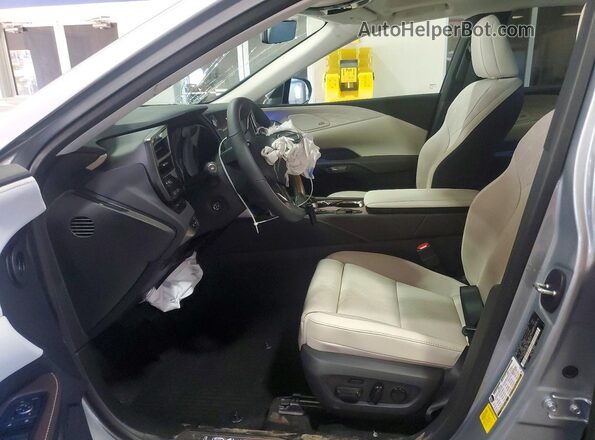 2T2BAMCA9TC129636 2026 LEXUS RX Silver Widok wnętrza z przodu