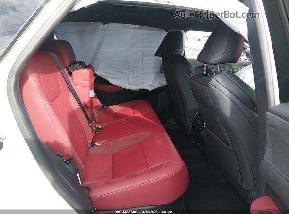 2T2BCMEA0RC015718 2024 LEXUS RX 500H White Widok naklejki z numerem VIN