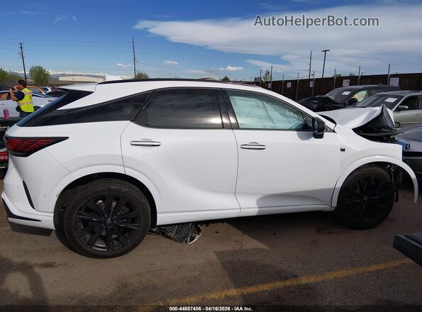 2T2BCMEA0RC015718 2024 LEXUS RX 500H White Widok wnętrza 360 stopni