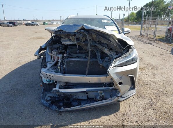 2T2GDCAZ4RC007176 2024 LEXUS NX 250 Gray Rear interior view