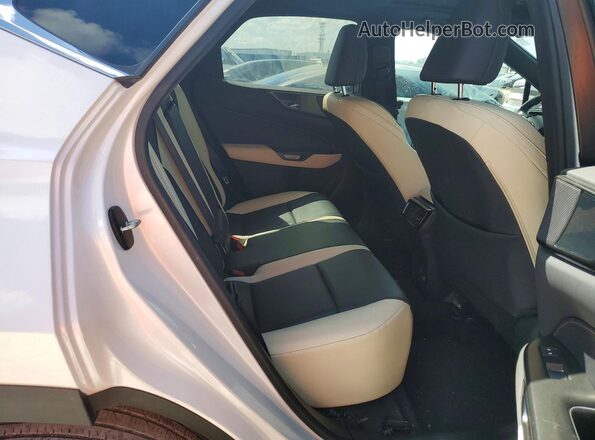 2T2GGCEZ9NC012076 2022 LEXUS NX Белый Вид задней части салона