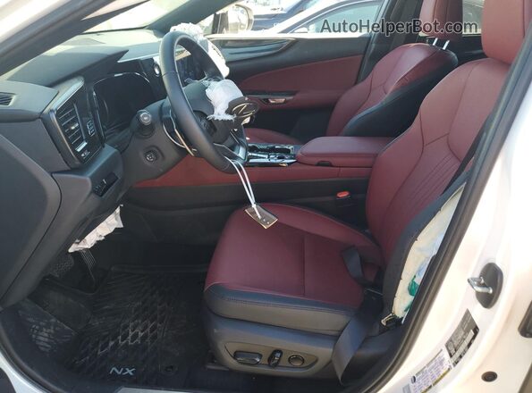 2T2GKCEZ6SC056627 2025 LEXUS NX Белый Вид салона спереди