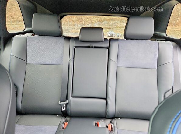 2T36CRAV2TW004535 2026 TOYOTA RAV4 Черный Вид задних сидений