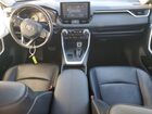2019 Toyota Rav4 Xle Premium Silver vin: 2T3C1RFV8KC011880