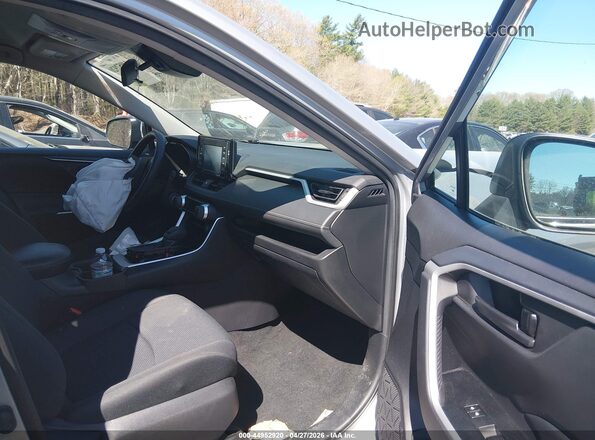 2T3F1RFV8MW165388 2021 TOYOTA LE Silver Vista interior delantera
