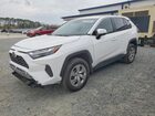 2025 Toyota Rav 4 White vin: 2T3K1RFVXSC333240
