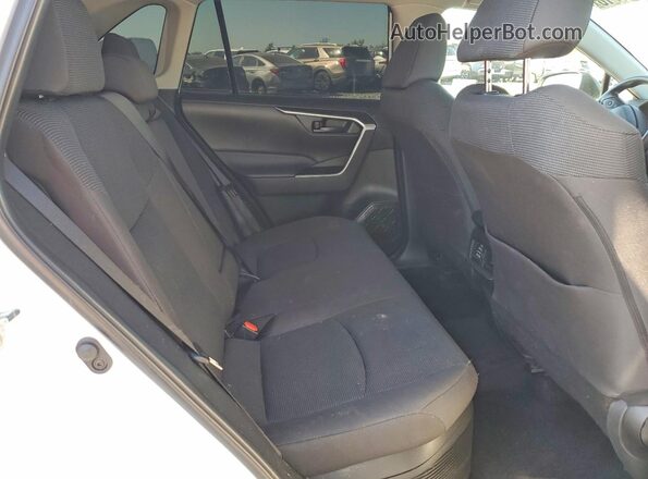 2T3LWRFV4RW227655 2024 TOYOTA LE White Вид задньої частини салону
