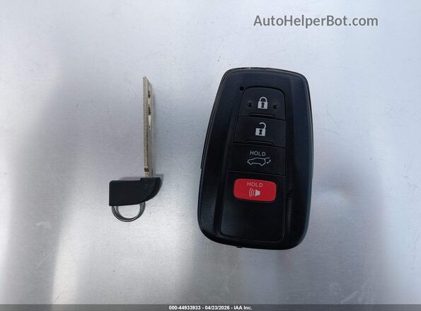 2T3N1RFV4SW550343 2025 TOYOTA LIMITED Red Вид панелі приладів