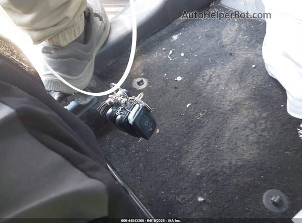 2T3P1RFV0KC012717 2019 TOYOTA LE Gray Вид панелі приладів