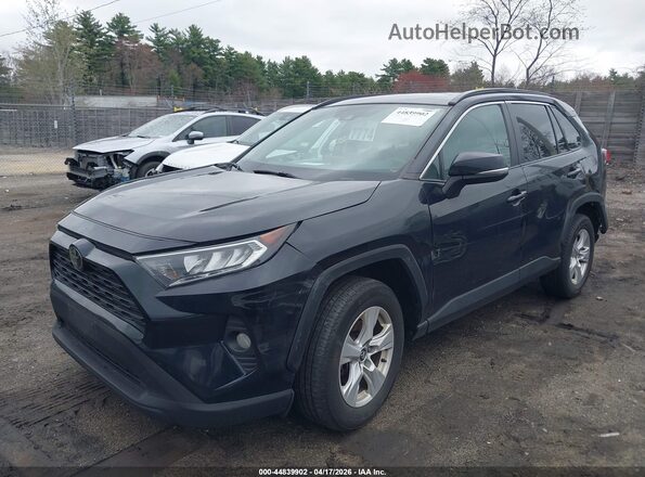 2T3P1RFV1MC142721 2021 TOYOTA LE Black Vista tres cuartos delantera izquierda