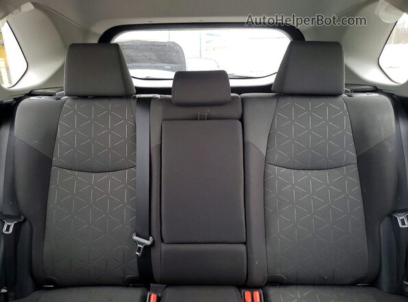 2T3P1RFV1MW167486 2021 TOYOTA LE Gray Vista de los asientos traseros