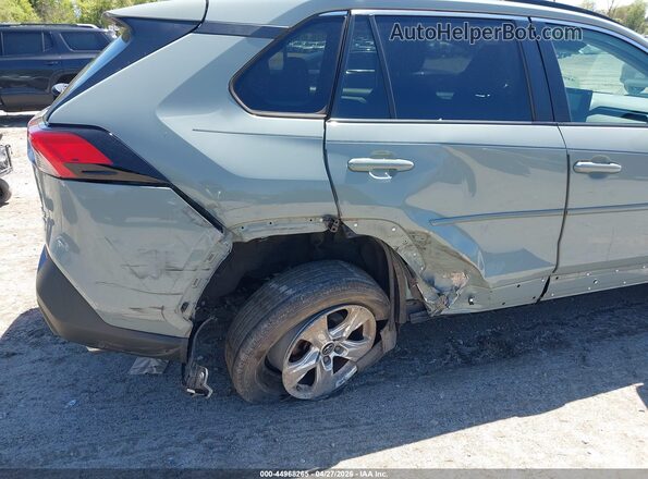 2T3P1RFV2KC053852 2019 TOYOTA LE Зеленый Вид спереди