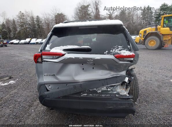 2T3P1RFV2SW506687 2025 TOYOTA LE Silver Widok z przodu