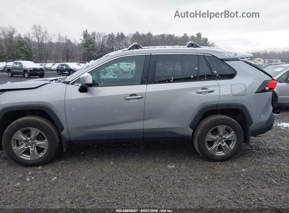 2T3P1RFV2SW506687 2025 TOYOTA LE Silver Widok wnętrza 360 stopni