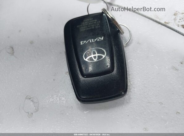 2T3P1RFV9LC075221 2020 TOYOTA LE White Vista del salpicadero