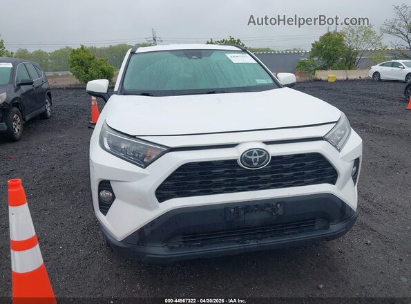 2T3P1RFV9LC075221 2020 TOYOTA LE White Vista del cuadro de instrumentos