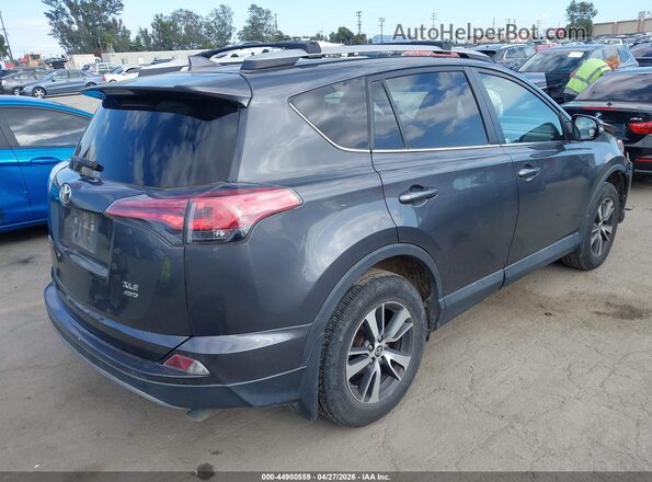 2T3RFREV1JW844561 2018 TOYOTA LE Gray Tył prawy
